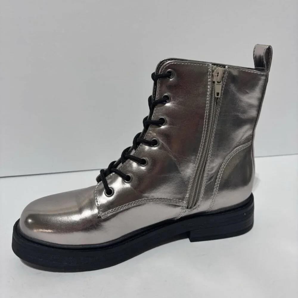 Steve Madden Big Kids’ Nolita Gray Combat Boots, Girls’ Size 5 M